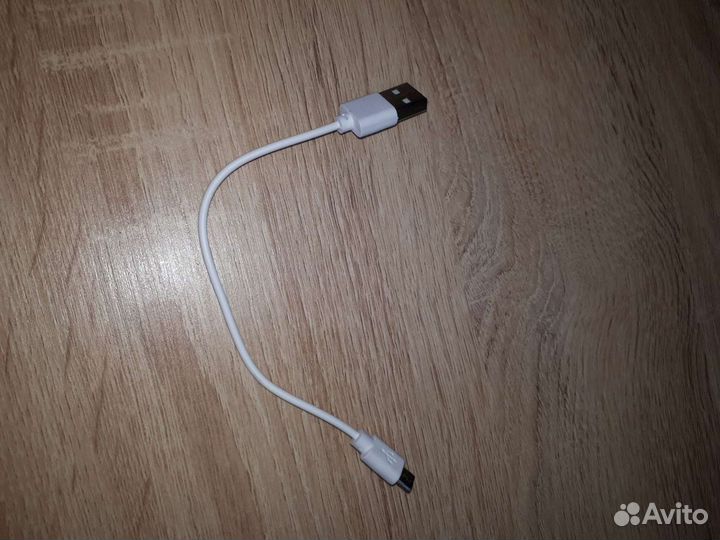 Пауэрбанк 2200 mAh