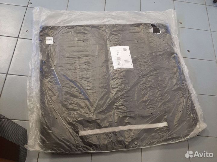 Поддон с защитным фартуком рено дастер 7711813703