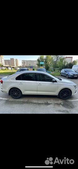 Skoda rapid 2021