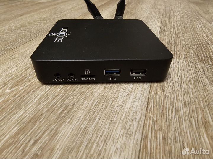 Тв приставка Ugoos AM6 Amlogic S922X