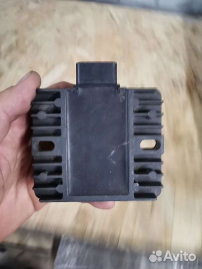 Yamaha R6 06 - 16 реле заряда