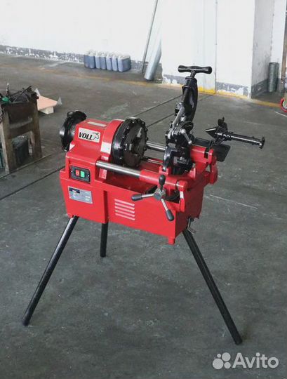 Резьбонарезной станок