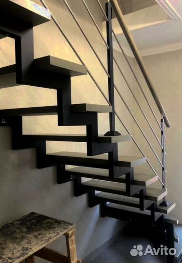 Лестницы на металлокаркасе