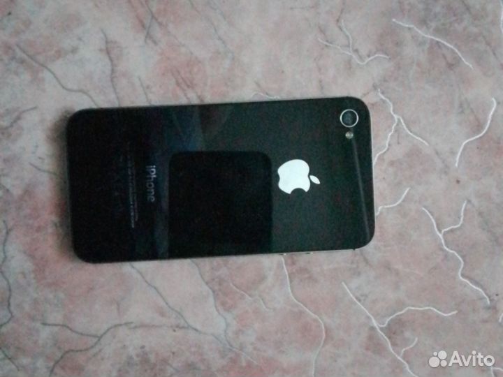 iPhone 4, 8 ГБ