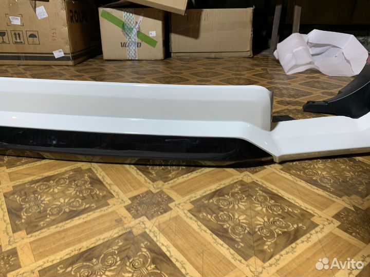 Губа задняя Toyota Prado 150 Black Onyx Бел Дефект