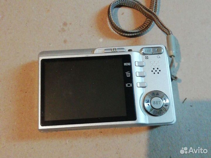 Компактный фотоаппарат premier