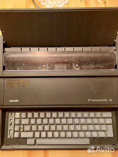 Печатная пишущая машинка