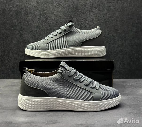 Кроссовки мужские Boss серый