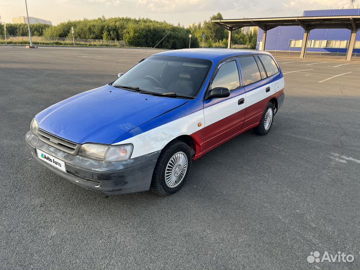 Toyota Caldina 2.2 AT, 2000, 500 000 км