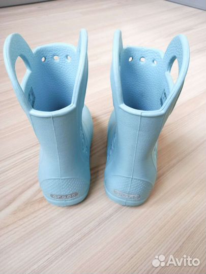 Резиновые сапоги crocs