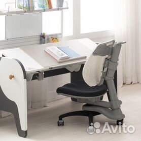 Высота письменного стола и стула: стандарт для школьника