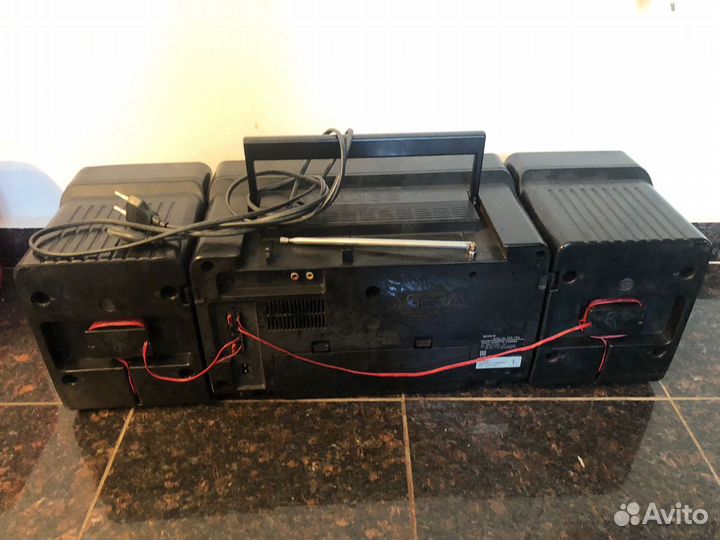 Магнитофон Sony