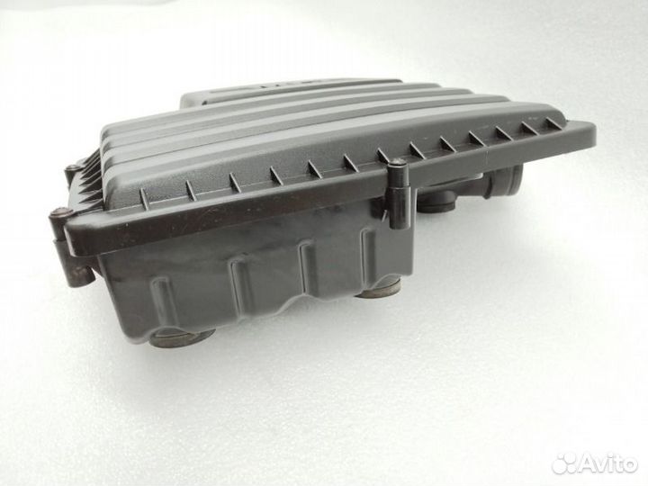 Корпус воздушного фильтра Skoda Octavia A7