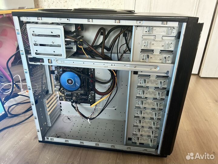 Системный блок i7 7700 Thermaltake Armor