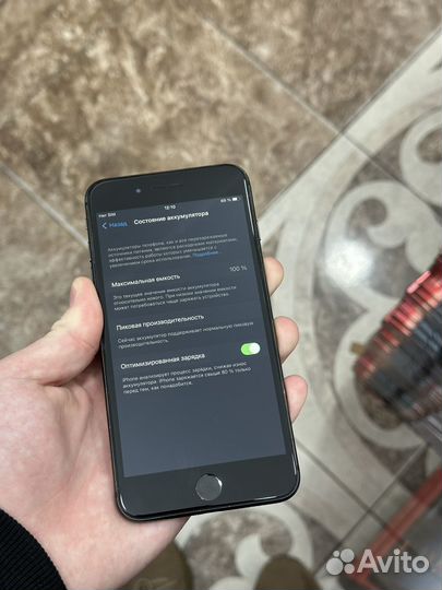 iPhone 8 Plus, 64 ГБ