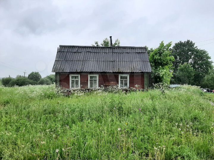 Дом 36 м² на участке 50 сот.