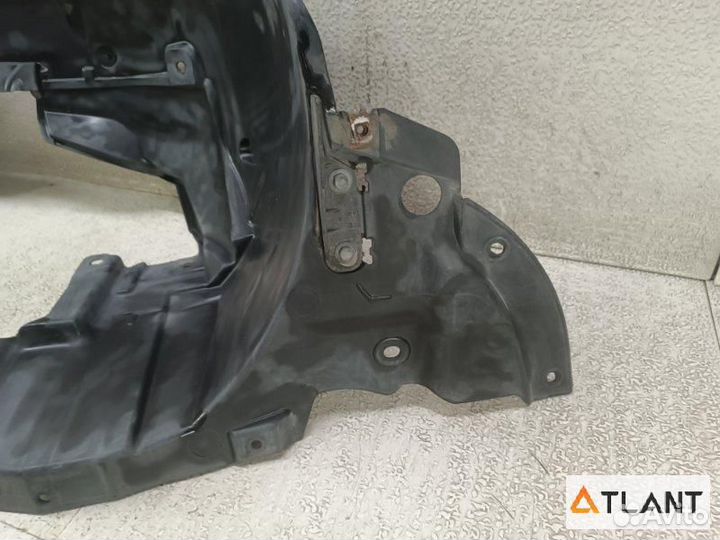 Подкрылок передний правый nissan cube