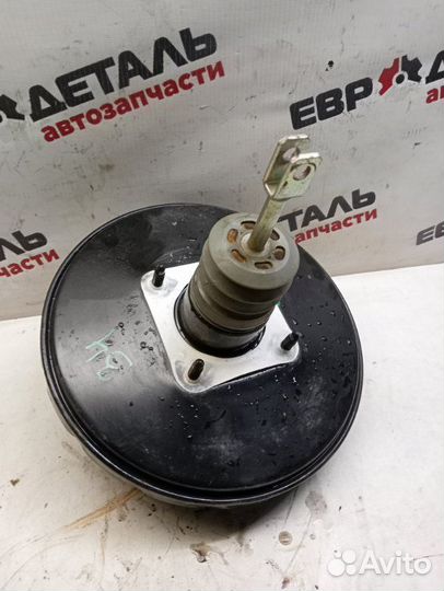 Вакуумный усилитель тормозов Renault Duster