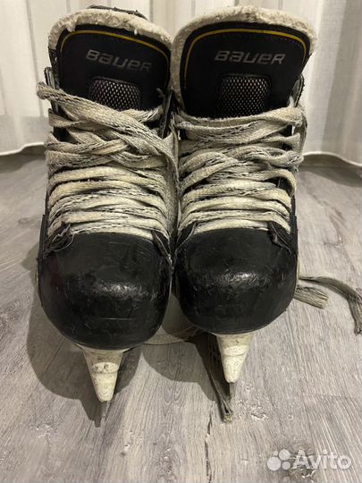 Хоккейные коньки bauer