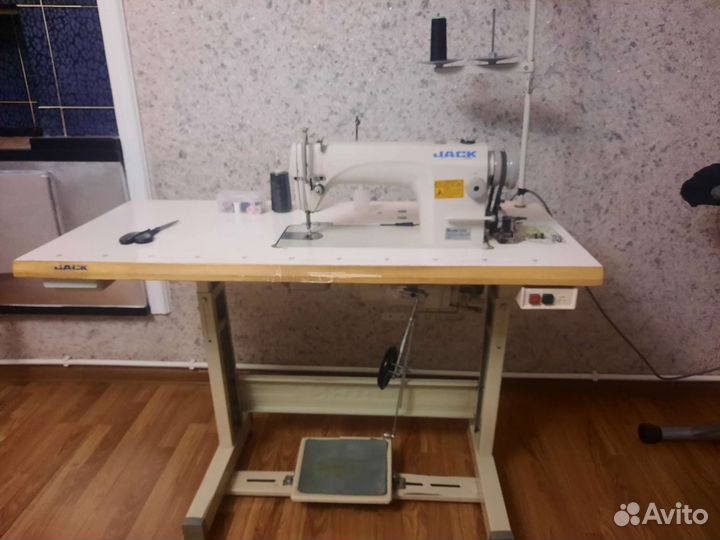 Швейная машинка