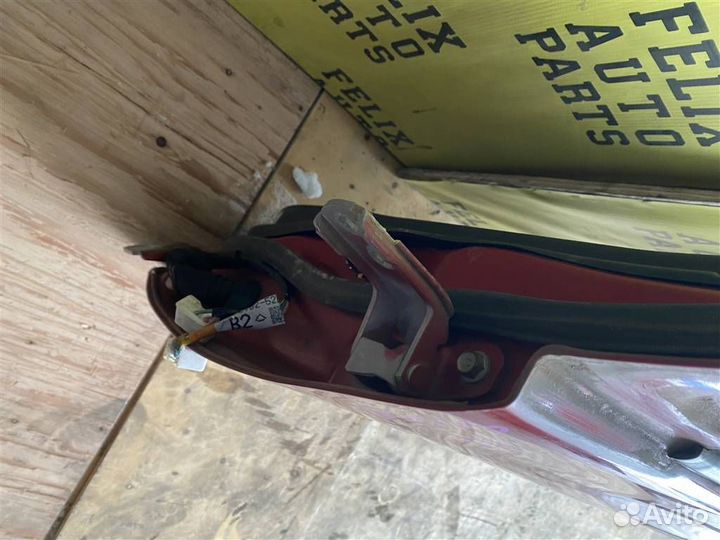 Дверь передняя левая Toyota Belta (scp92) 2005-20