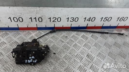 Замок двери передней правой volkswagen golf 4 (ZBE