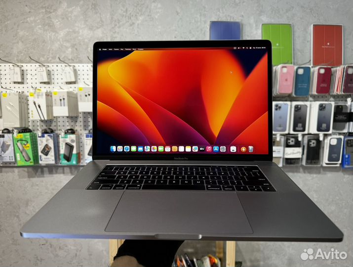 MacBook Pro 15-inch, 2017 (i7/16/512)