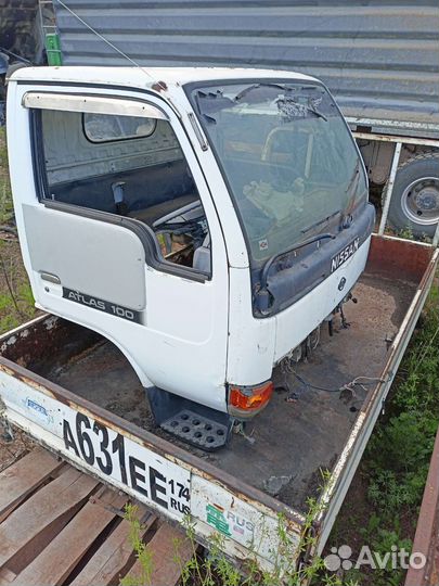 Кабина nissan атлас P4f23