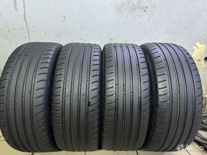 Viatti Strada Asimmetrico 215/55 R16 93V