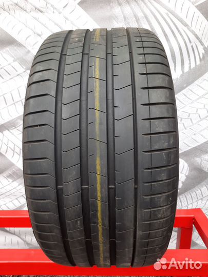 Pirelli P Zero PZ4 305/35 R21