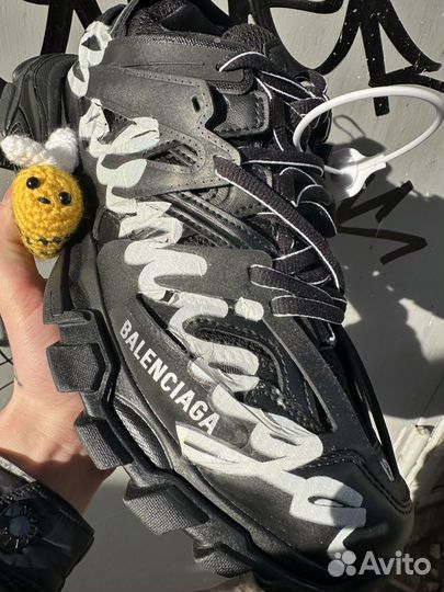 Кроссовки Balenciaga Track 1.0 Black BG Graffiti P