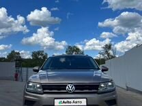 Volkswagen Tiguan 1.4 AMT, 2017, 70 000 км, с пробегом, цена 2 000 000 руб.