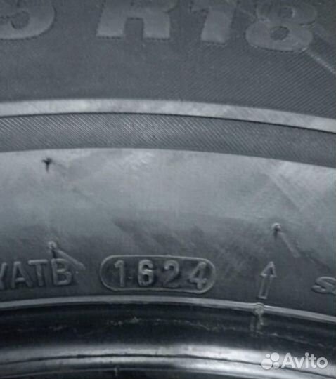 Kumho WinterCraft WS71 235/65 R18 106H