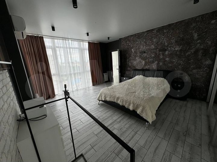 3-к. квартира, 106 м², 16/16 эт.