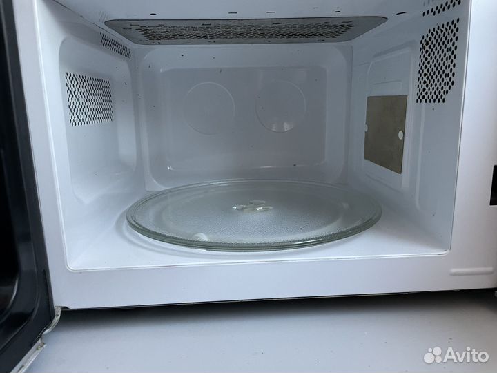 Микроволновая печь