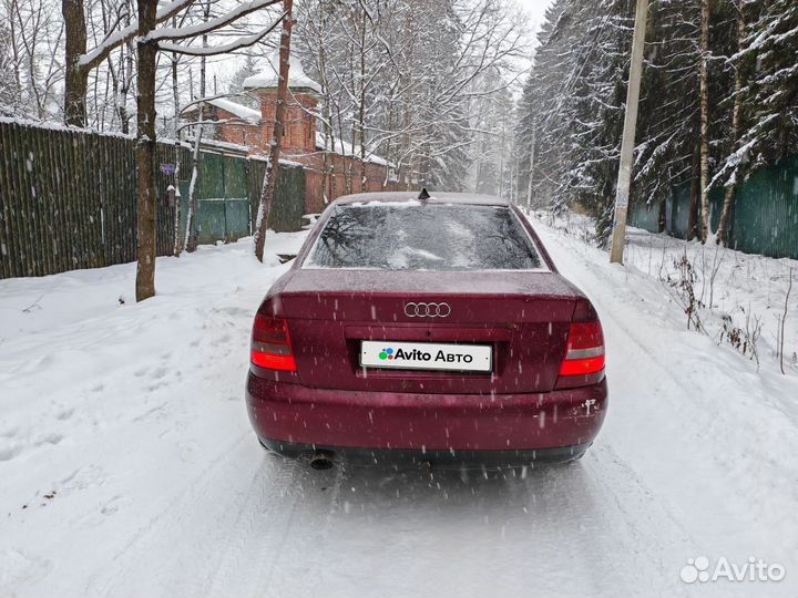 Audi A4 1.6 МТ, 1999, 487 000 км