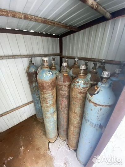 Прием кислородных и углекислотных баллонов