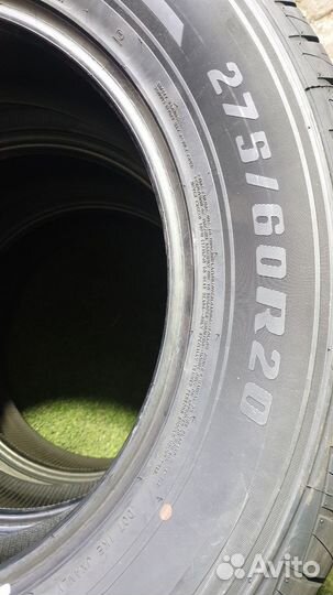 RoadX RXQuest H/T02 275/60 R20 115S