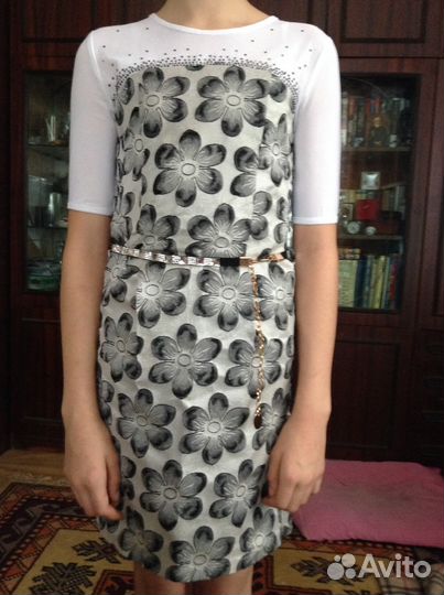 Продам платье