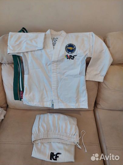 Экипировка тхэквондо 5-12 лет (добок, книга и пр.)