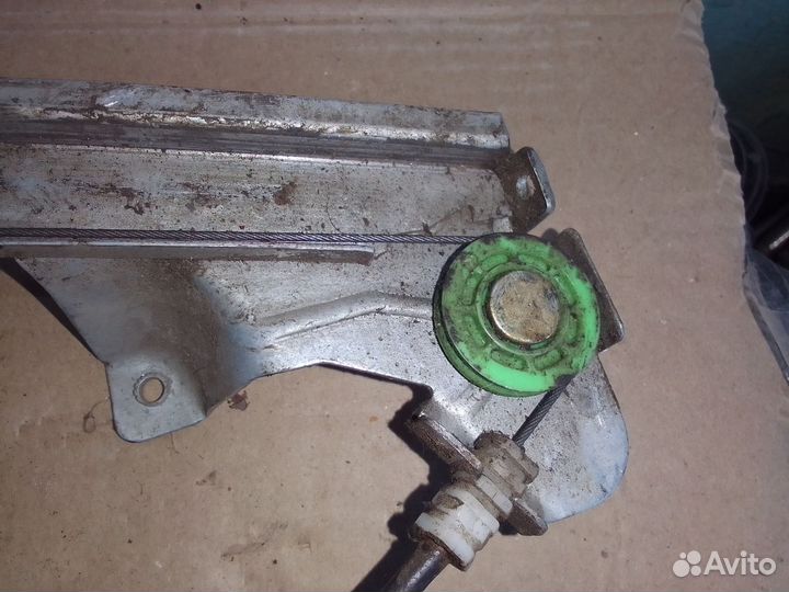 Электростеклоподъемник передний лев Daewoo Espero