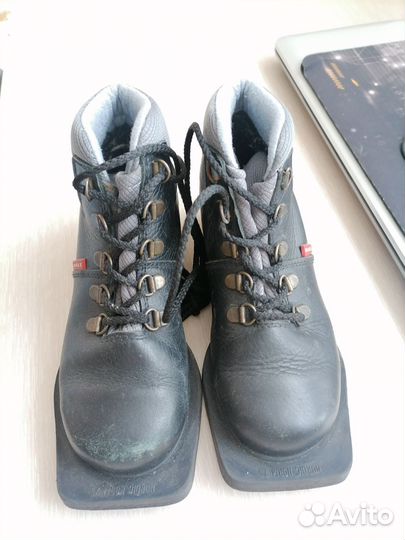 Ботинки лыжные Marax