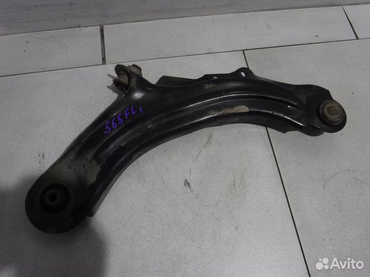 Рычаг передний нижний Renault Scenic 2