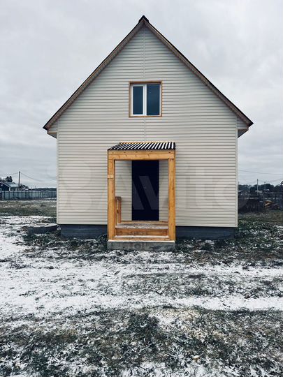 Дом 82 м² на участке 5 сот.