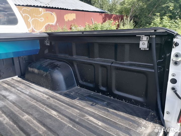 Крышка кузова роллета JAC T9