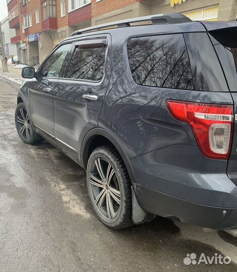 Ford Explorer 3.5 AT, 2014, 231 800 км