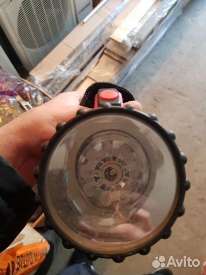 Фонарь светодиодный аккумуляторный