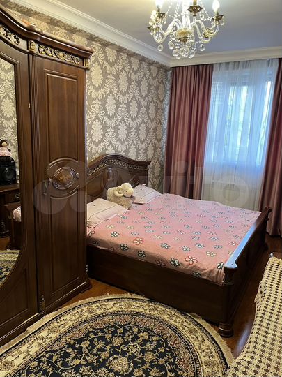 2-к. квартира, 52 м², 1/9 эт.