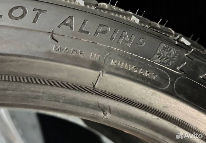 Michelin Alpin 5 275/35 R21 и 315/30 R21 103V