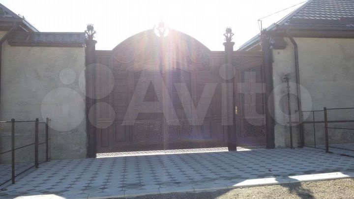 Дом 450 м² на участке 23 сот.